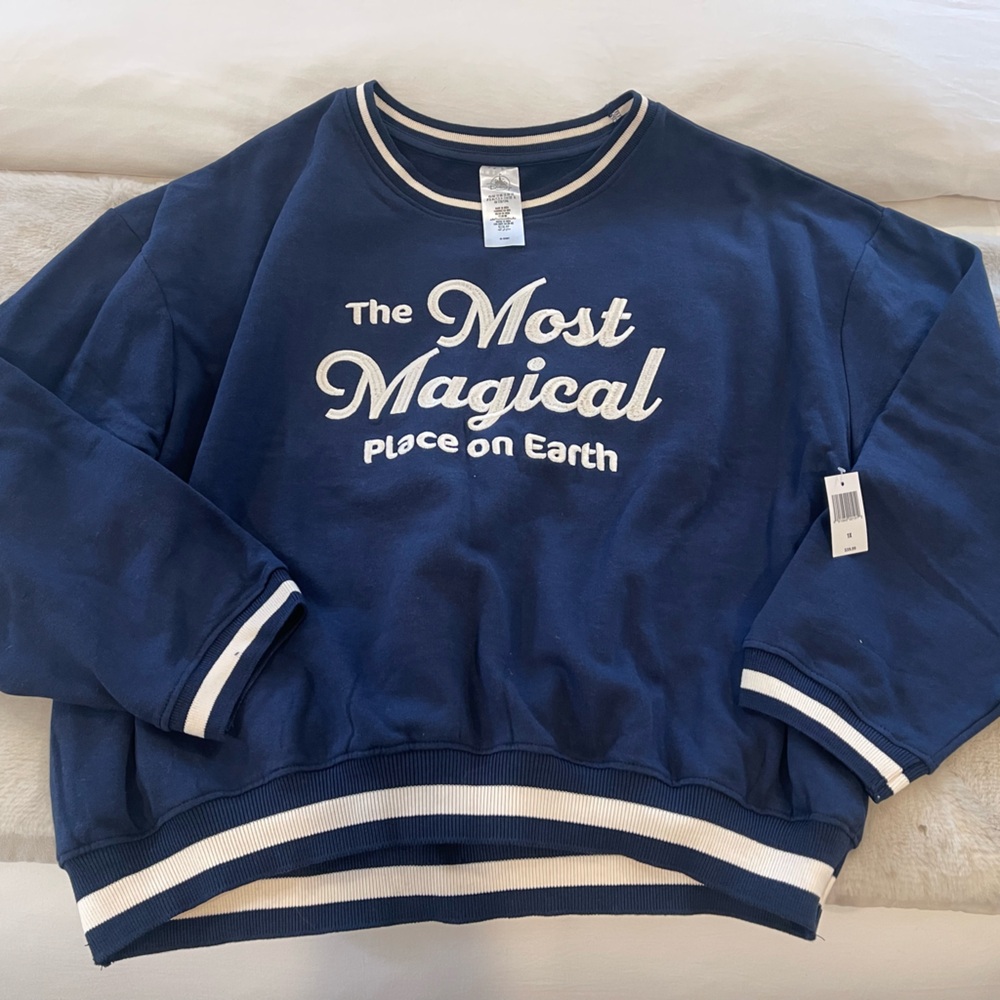 Disney - NEW - the Most magical Place on Earth Crewneck Sweatshirt XL